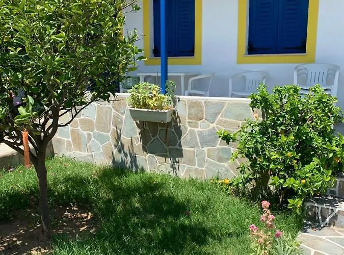 アパート Prombona Petrino Spiti *