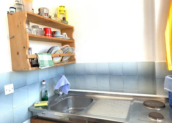 Prombona Petrino Spiti * ピソ ・リバディ